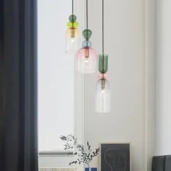 Lampadari Moderni-Selezionato da Mazzolaluce Lampadario moderno oro vetri multicolor per soggiorno
