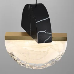 Lampadari Moderni-Selezionato da Mazzolaluce Lampadario moderno 8 pendenti in marmo nero e vetro elegante per tavolo sala da pranzo