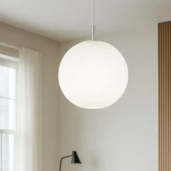 Lampadari Moderni-Selezionato da Mazzolaluce Lampadario moderno sferico in vetro