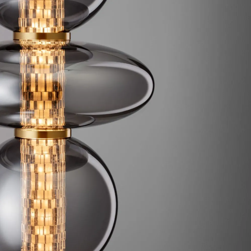 Lampadari Moderni-Selezionato da Mazzolaluce Lampadario moderno verticale oro sfere vetro led 3000k