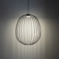 Lampadari Moderni-Selezionato da Mazzolaluce Lampadario nero gabbia di metallo a sospensione design moderno