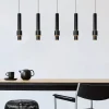 Lampadari Moderni-Selezionato da Mazzolaluce Lampadario nero per tavolo da cucina moderna 5 luci led 2700k