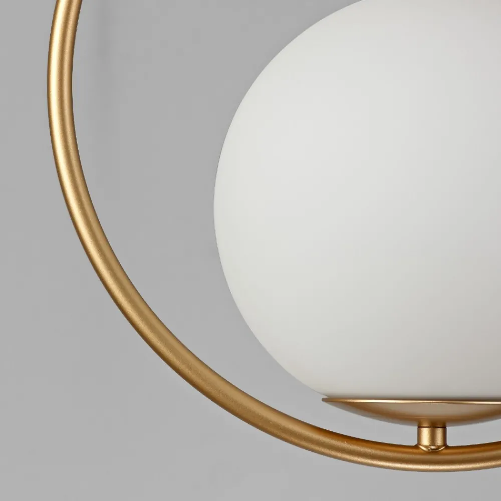 Lampadari Moderni-Selezionato da Mazzolaluce Lampadario oro sfera vetro bianco stile contemporaneo