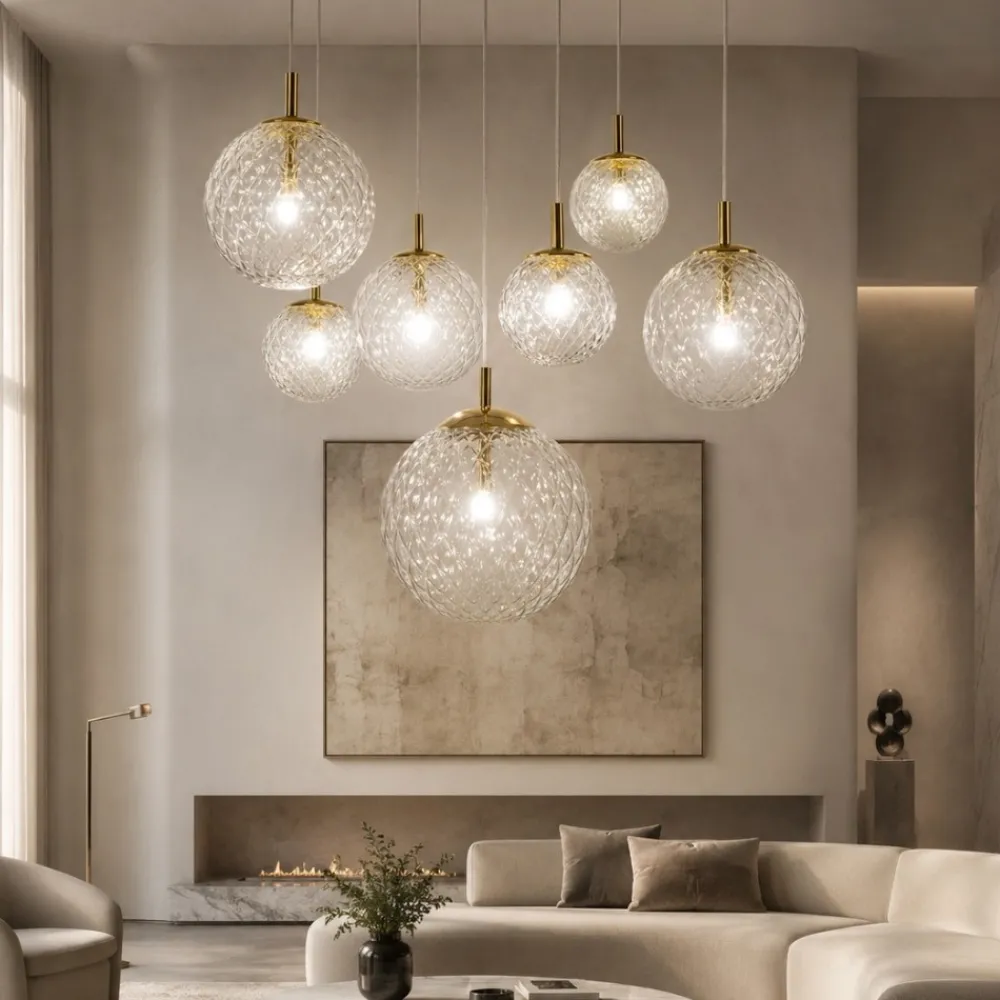 Lampadari Moderni-Selezionato da Mazzolaluce Lampadario oro sospensioni sfere di vetro trasparente rigato a grappolo per soggiorno contemporaneo