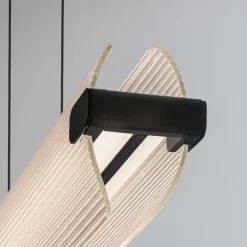 Lampadari Moderni-Selezionato da Mazzolaluce Lampadario pendente nero design moderno in vetro led per tavolo sala da pranzo