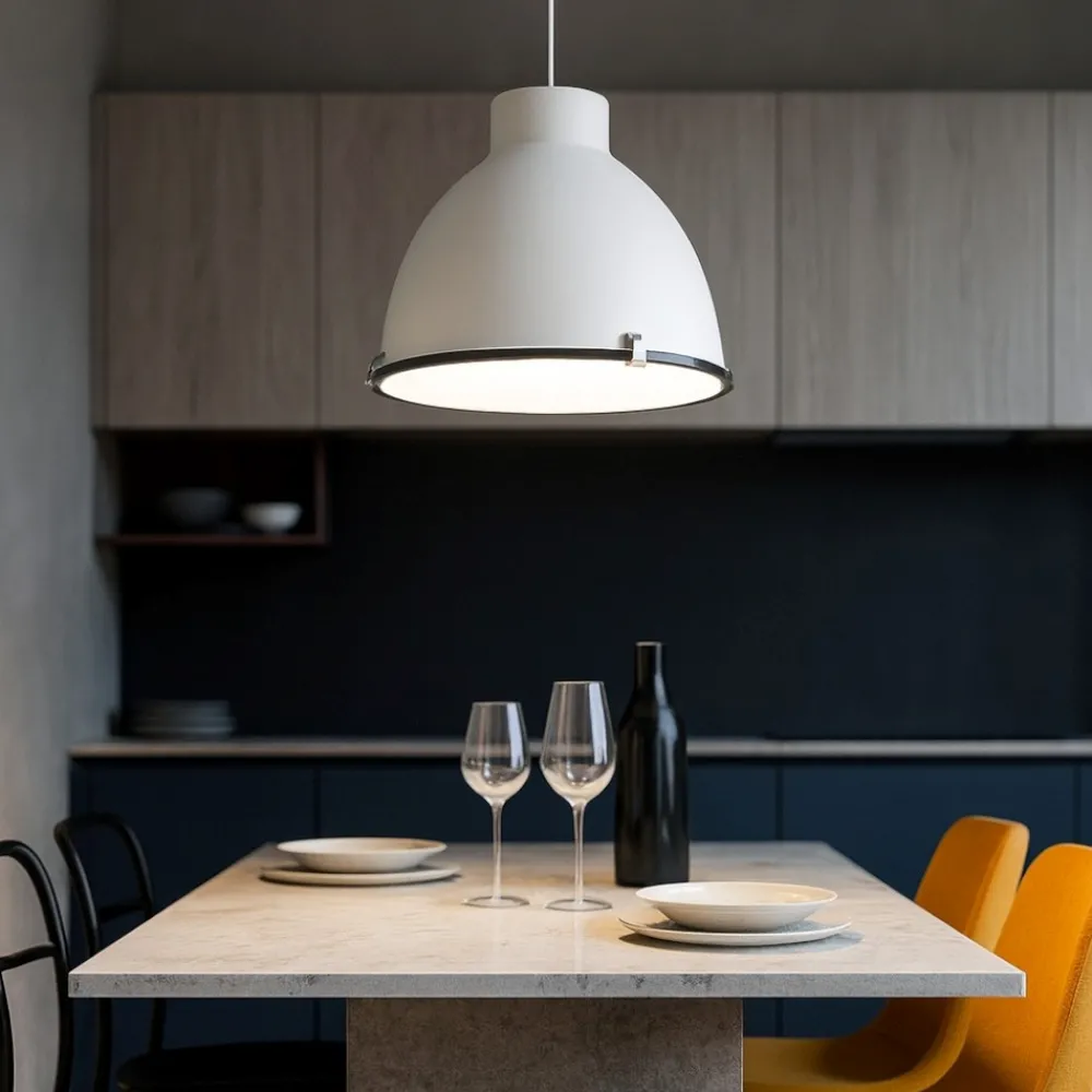 Lampadari Cucina-Selezionato da Mazzolaluce Lampadario per cucina industriale metallo bianco cupola