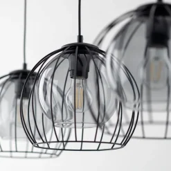 Lampadari Cucina-Selezionato da Mazzolaluce Lampadario per cucina lineare nero tre elementi a sfera diffusori a gabbia