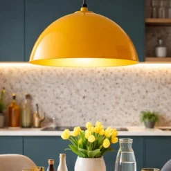 Lampadari Cucina-Selezionato da Mazzolaluce Lampadario per cucina moderna cupola ocra 34cm
