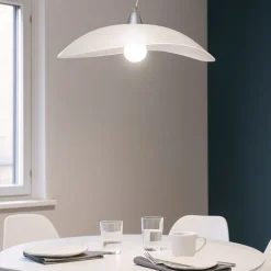 Lampadari Cucina-Selezionato da Mazzolaluce Lampadario per cucina moderna vetro bianco design
