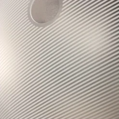 Lampadari Cucina-Selezionato da Mazzolaluce Lampadario per cucina moderna vetro bianco rigato