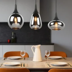 Lampadari Cucina-Selezionato da Mazzolaluce Lampadario per cucina moderna vetro cromato