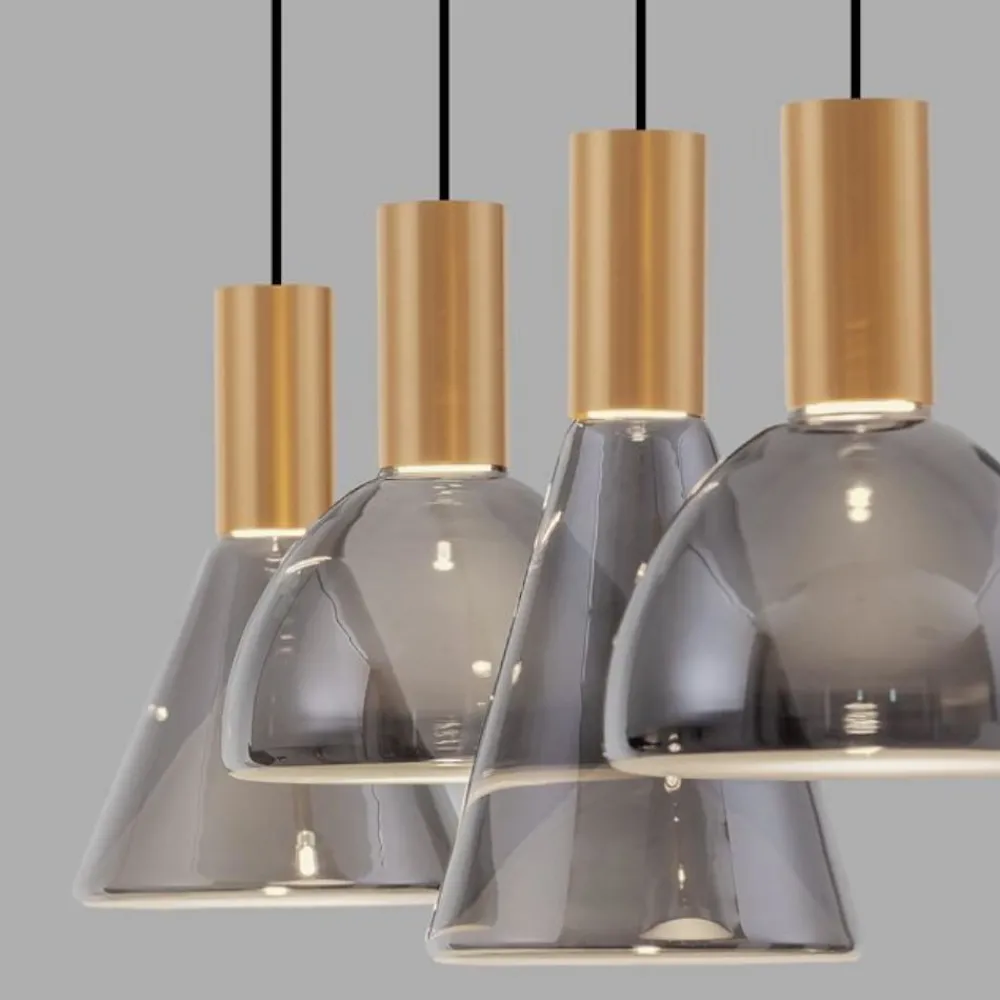 Lampadari Cucina-Selezionato da Mazzolaluce Lampadario per cucina moderna vetri fume struttura oro