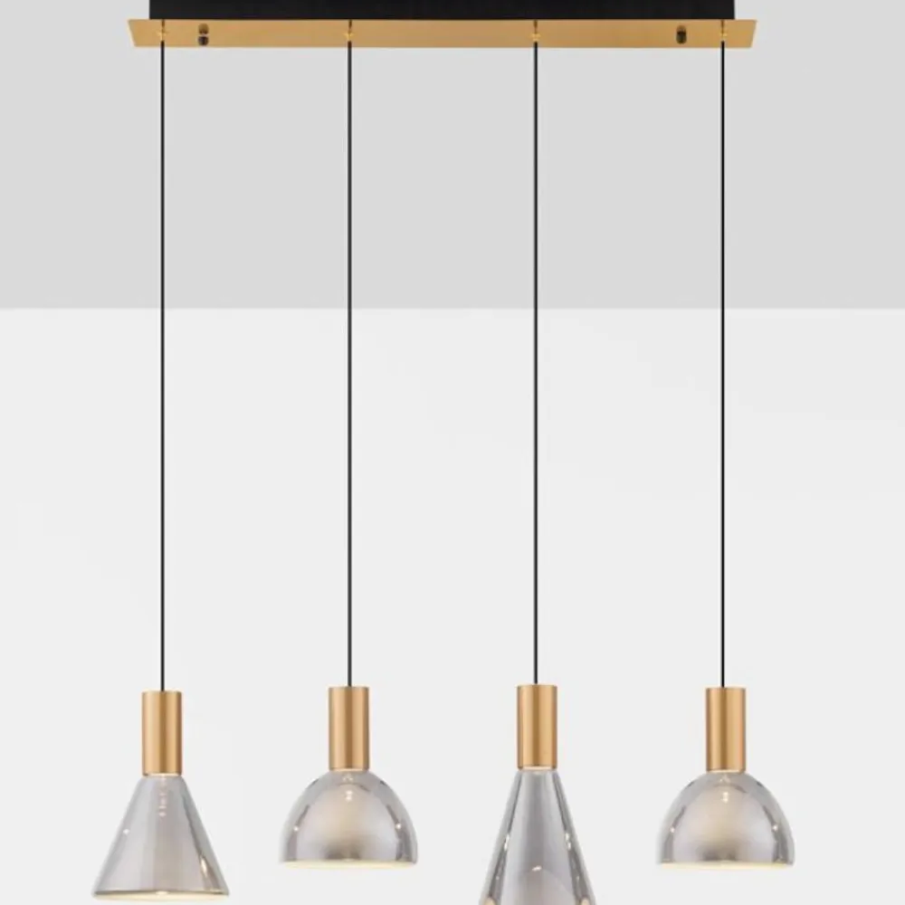 Lampadari Cucina-Selezionato da Mazzolaluce Lampadario per cucina moderna vetri fume struttura oro