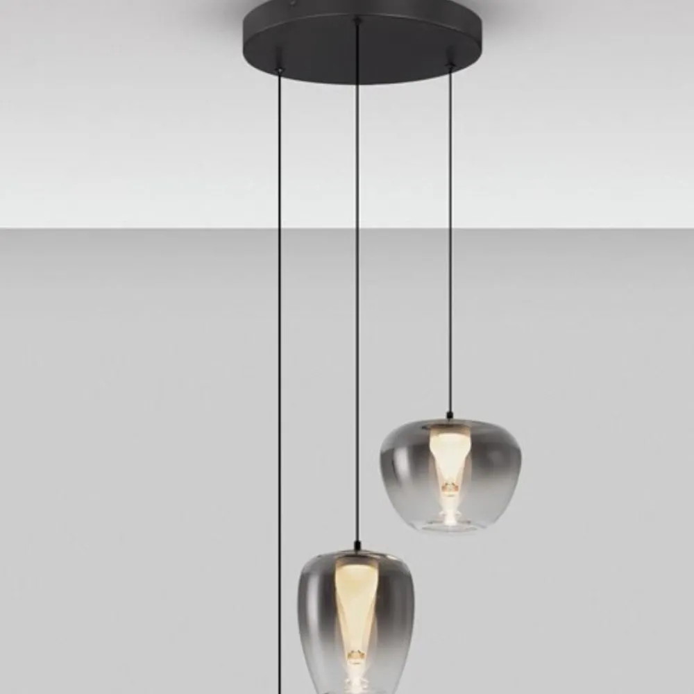 Lampadari Cucina-Selezionato da Mazzolaluce Lampadario per cucina nero led 3000k con 3 vetri design