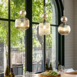Lampadari Cucina-Selezionato da Mazzolaluce lampadario per cucina 3 vetri ambra pendenti