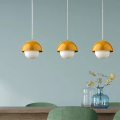 Lampadari Cucina-Selezionato da Mazzolaluce Lampadario per isola penisola cucina ocra a cupola 17 cm