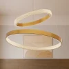 Lampadari Moderni-Selezionato da Mazzolaluce Lampadario per salone contemporaneo cerchi led oro