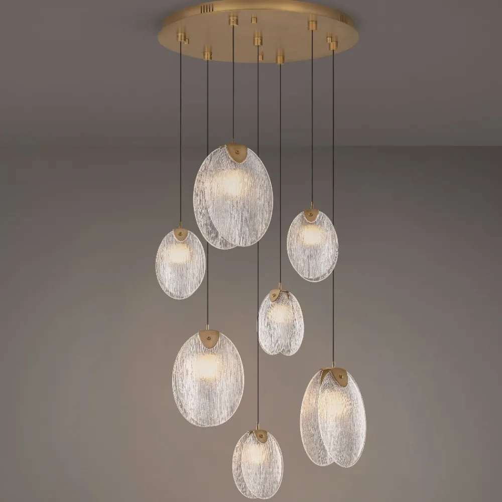 Lampadari Moderni-Selezionato da Mazzolaluce Lampadario per salone stile contemporaneo conchiglie di vetro