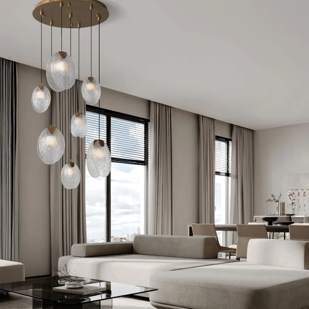 Lampadari Moderni-Selezionato da Mazzolaluce Lampadario per salone stile contemporaneo conchiglie di vetro