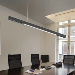 Lampadari Moderni-Selezionato da Mazzolaluce Lampadario per scrivania ufficio nero led 40w 3000k fp