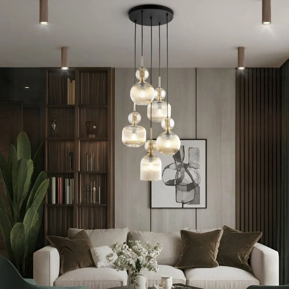 Lampadari Moderni-Selezionato da Mazzolaluce lampadario per soggiorno con 5 vetri ambra a grappolo pendenti