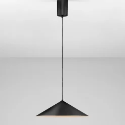 Lampadari Cucina-Selezionato da Mazzolaluce Lampadario per tavolo cucina design minimal nero led 3000k