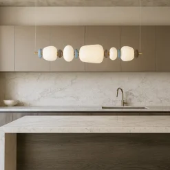 Lampadari Cucina-Selezionato da Mazzolaluce Lampadario per tavolo da cucina moderna vetro porcellana led 3000k