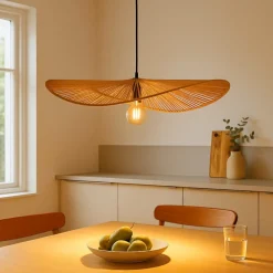 Lampadari Cucina-Selezionato da Mazzolaluce Lampadario per tavolo da cucina in rattan e corda di carta