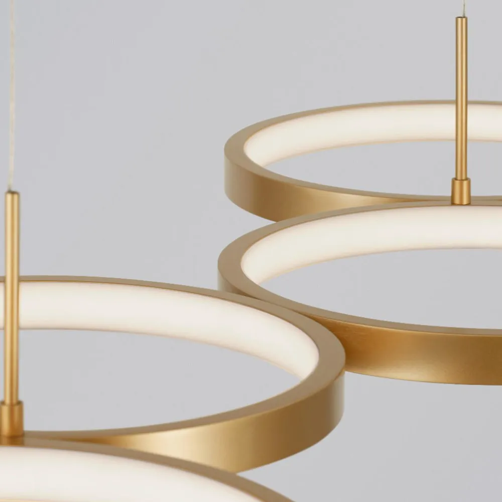 Lampadari Moderni-Selezionato da Mazzolaluce Lampadario per tavolo da pranzo anelli oro led 3000k design