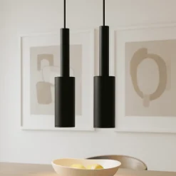 Lampadari Moderni-Selezionato da Mazzolaluce Lampadario per tavolo da pranzo doppia luce nero led 3000k