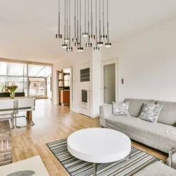 Lampadari Moderni-Selezionato da Mazzolaluce Lampadario per tavolo da soggiorno pendenti in vetro multicolor