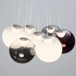 Lampadari Moderni-Selezionato da Mazzolaluce Lampadario sfere bocce di vetro opale viola fume per tavolo soggiorno moderno