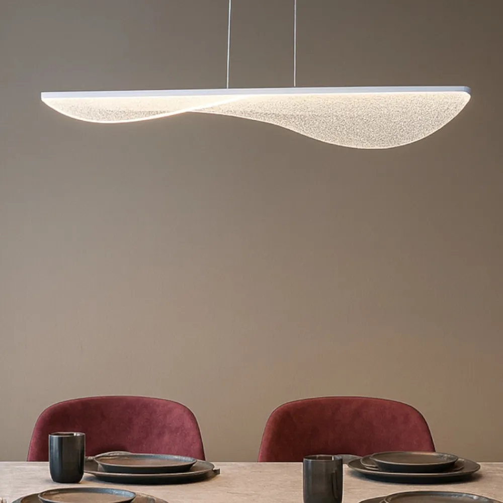 Lampadari Moderni-Selezionato da Mazzolaluce Lampadario vela moderna led 40w 3000k per tavolo da soggiorno