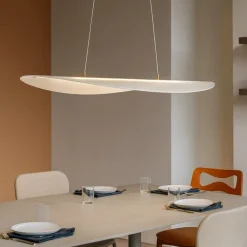 Lampadari Moderni-Selezionato da Mazzolaluce Lampadario vela per soggiorno moderno led 3000k