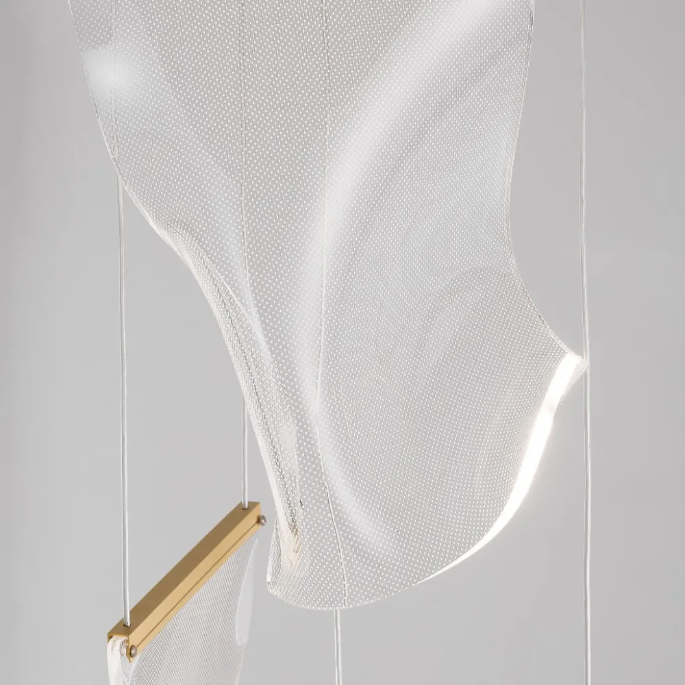 Lampadari Moderni-Selezionato da Mazzolaluce Lampadario 3 vele a sospensione oro trasparente per soggiorno moderno