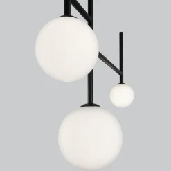Lampadari Moderni-Selezionato da Mazzolaluce Lampadario verticale sfere vetro design nero per soggiorno