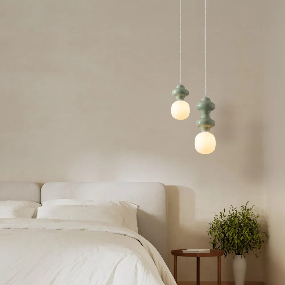 Lampade A Sospensione-Selezionato da Mazzolaluce Lampada sospensione ceramica verde pastello design moderna