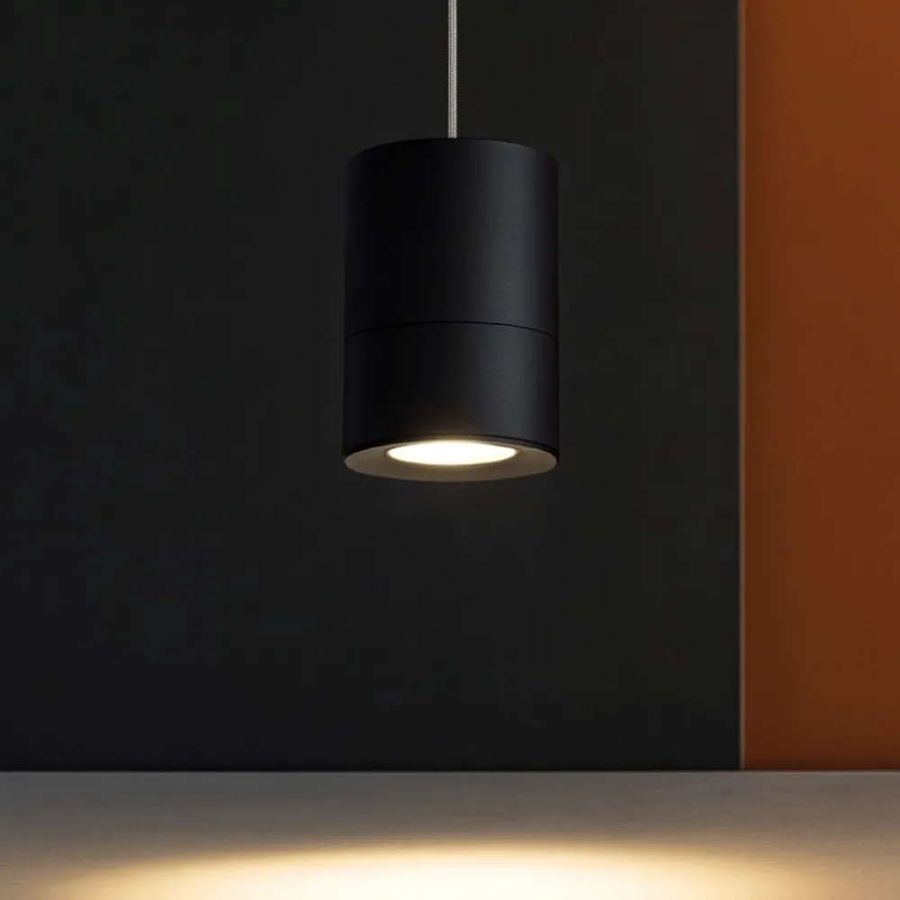 Lampade A Sospensione-Selezionato da Mazzolaluce Lampada sospensione pendente cilindro nero moderna