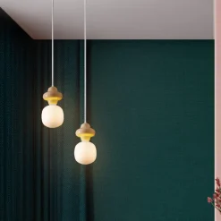 Lampade A Sospensione-Selezionato da Mazzolaluce Lampade a sospensione design di ceramica giallo pastello