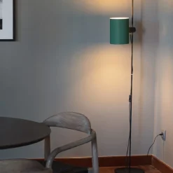 Lampade Da Terra-Selezionato da Mazzolaluce Lampade moderne da terra metallo nero verde orientabile