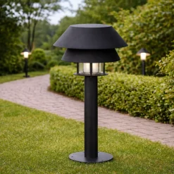Lampioni Da Giardino-Selezionato da Mazzolaluce Lampioncino basso nero ip65 e26 vetro h33 cm