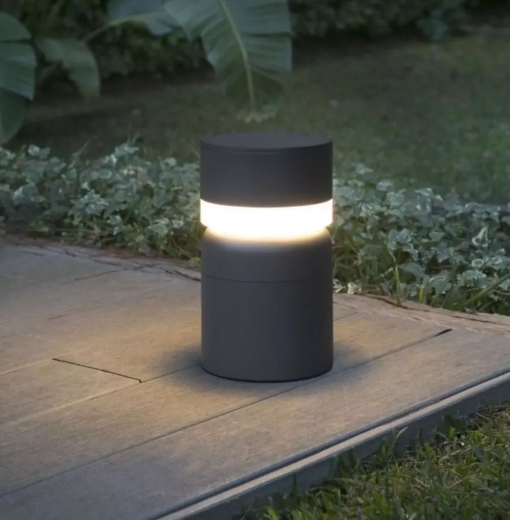 Lampioni Da Giardino-Selezionato da Mazzolaluce Lampioncino da esterno moderno led 6w 3000k antracite