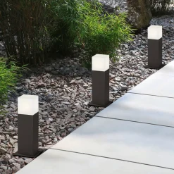 Lampioni Da Giardino-Selezionato da Mazzolaluce Lampioncino moderno da giardino antracite quadrato