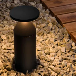 Lampioni Da Giardino-Selezionato da Mazzolaluce Lampioncino moderno nero led 11w 3000k da giardino