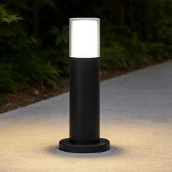 Lampioni Da Giardino-Selezionato da Mazzolaluce Lampioncino per giardini moderni led 8w 3000k ip65 tubolare nero