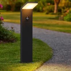 Lampioni Da Giardino-Selezionato da Mazzolaluce Lampioncino per giardino moderno led 8w 3000k con sensore di movimento