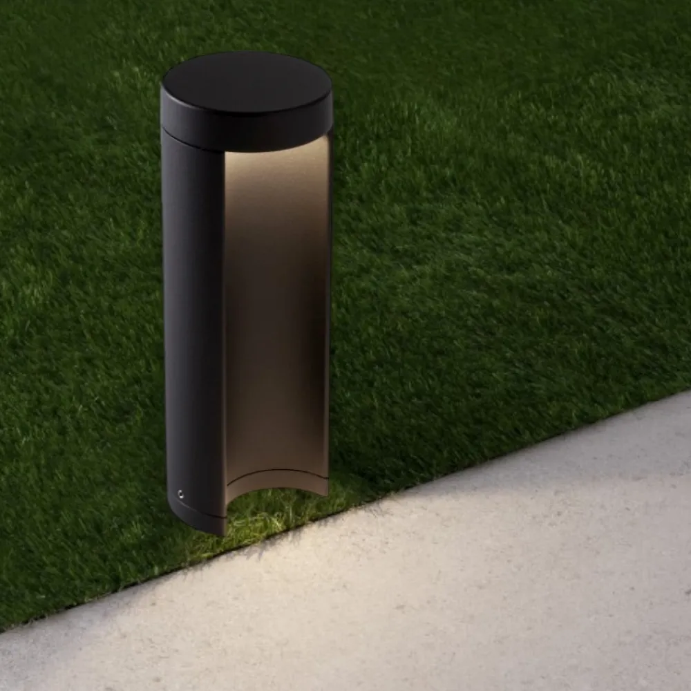 Lampioni Da Giardino-Selezionato da Mazzolaluce Lampioncino tubolare moderno led 9w 3000k da giardino