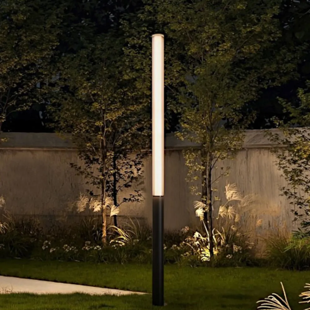 Lampioni Da Giardino-Selezionato da Mazzolaluce Lampione alto moderno tubolare led 43w 3000k per giardino