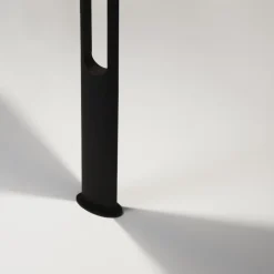 Lampioni Da Giardino-Selezionato da Mazzolaluce Lampione alto per giardino moderno led 21w 3000k antracite