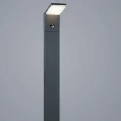 Lampioni Da Giardino-Selezionato da Mazzolaluce Lampione antracite da giardino led 8w 3000k con sensore movimento moderno
